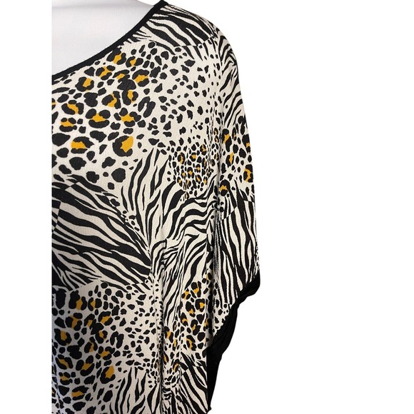 AVENUE Women;s Top Size 30/32 Black Animal Print Cap Sleeves Cute - Picture 4 of 6